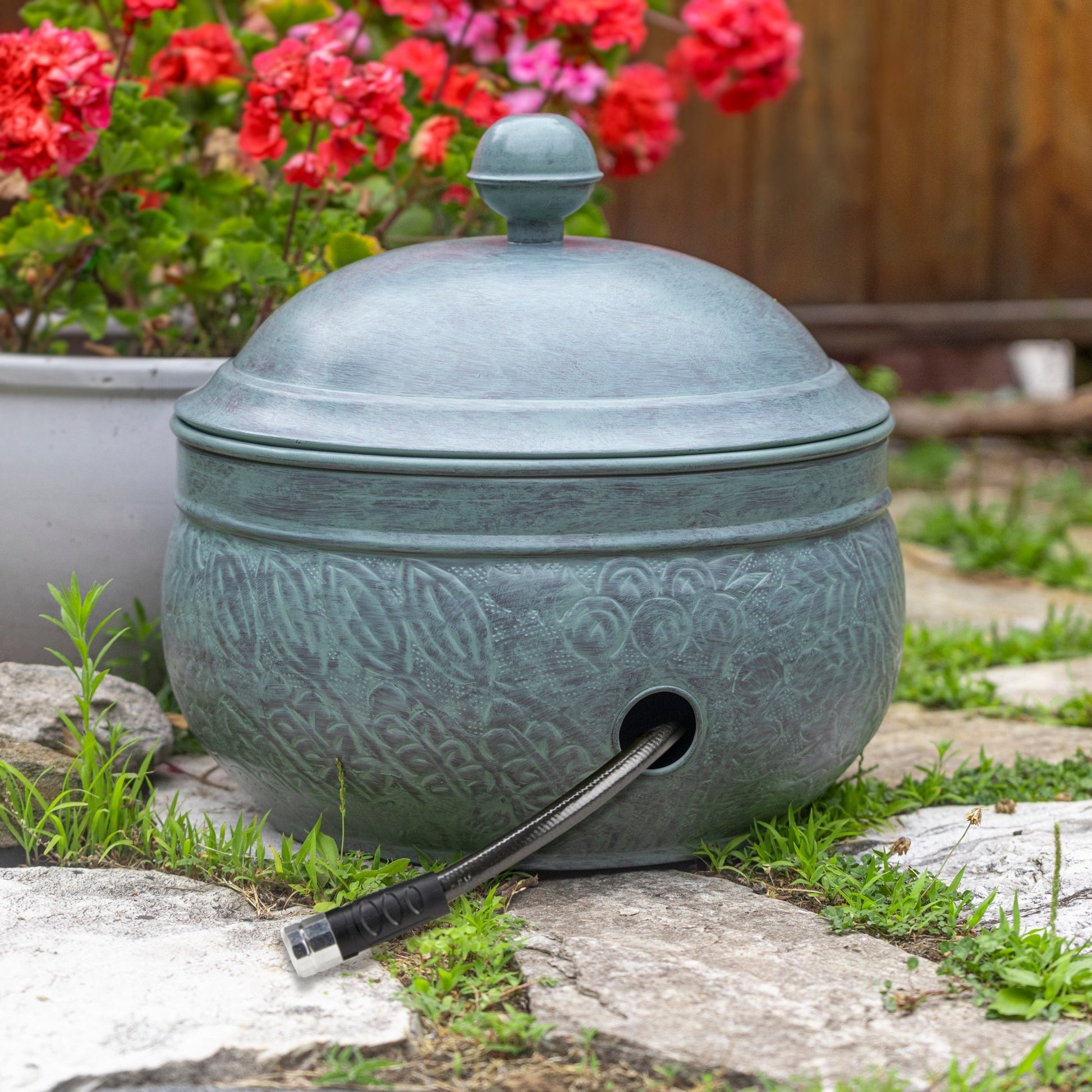 Key West Hose Pot with Lid - Good Directions