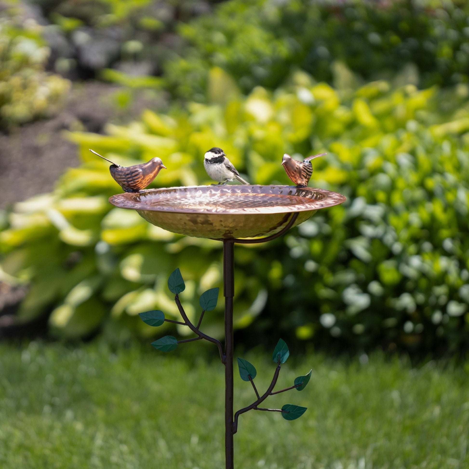 13.5“� Birdbath with Copper Birds and Decorative Garden Pole - Good Directions